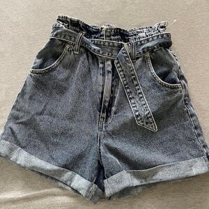 High rise Jean Shorts with elastic waist band 2